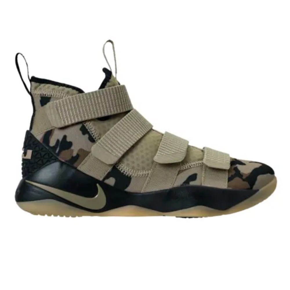 Rare NIB Nike LeBron Zoom Soldier XI Camo